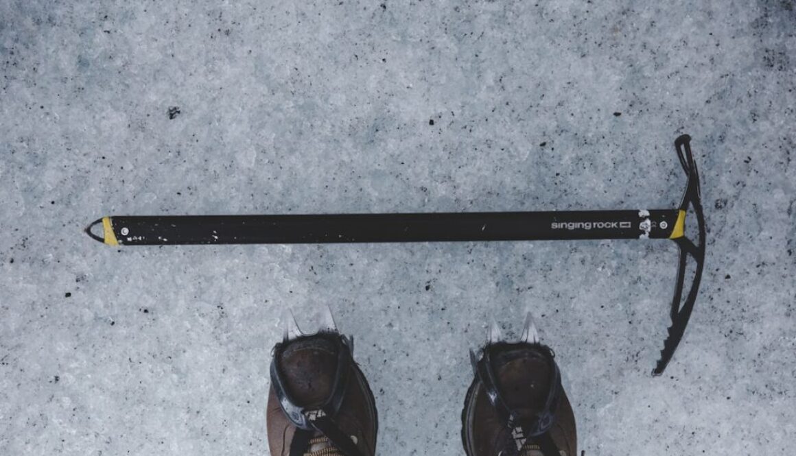 Jak wybrać odpowiedni kij hokejowy – poradnik dla początkujących