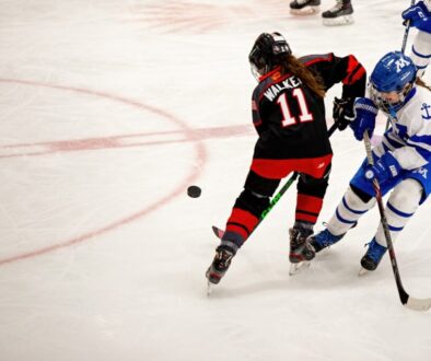 Hokejowy sprzęt dla dziecka - co kupić na początek